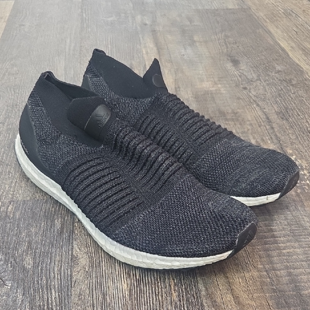 Men's Black Slip-On Running Shoes